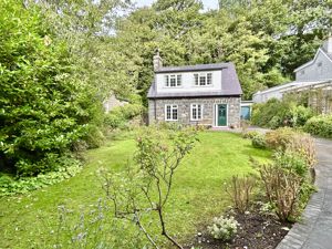 Photo 3- click for photo gallery